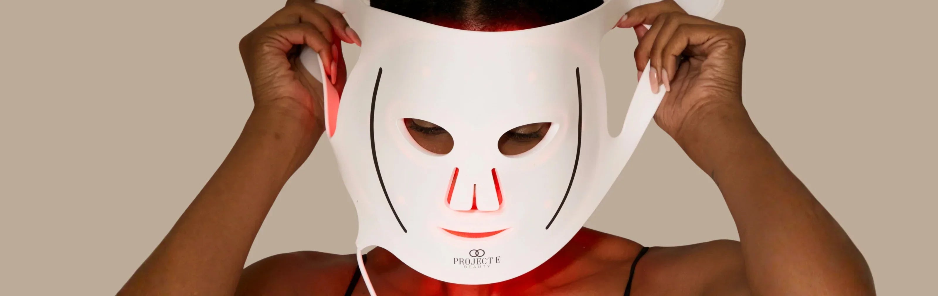 Lees dit voordat u een LED-lichttherapiemasker koopt.